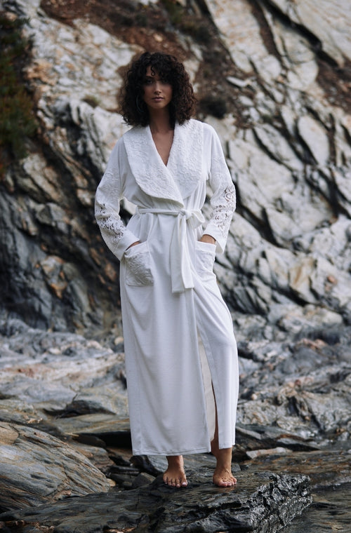 Long bathrobe in white cotton fleece - Marjolaine - 1