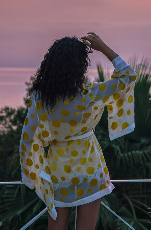 Short kimono in silk chiffon with yellow polka dots - Marjolaine - 2
