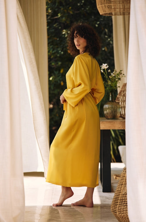 Long negligee in yellow silk - Marjolaine - 2