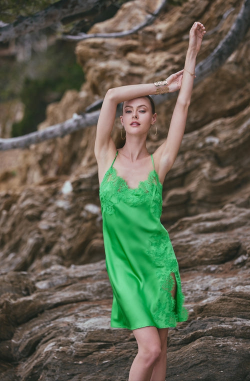 Apolline green silk nightie with neckline and slit adorned with lace - Marjolaine - 3