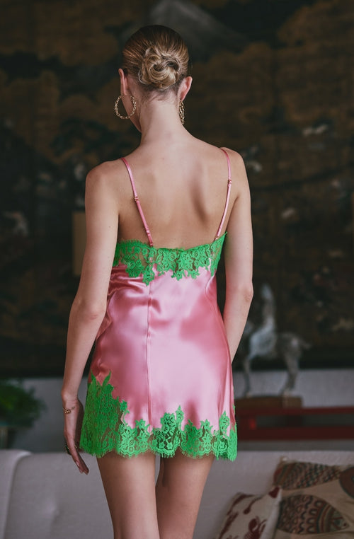 Short nightie Apolline in pink silk adorned with green lace - Marjolaine - 2