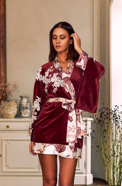 Short kimono in velvet and lace - Marjolaine - 1