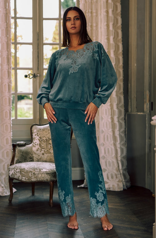 Velvet and lace pajamas - Marjolaine - 1