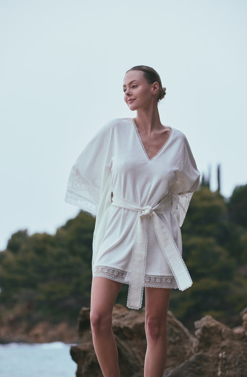 Angèle beach tunic in white cotton fleece and lace - Marjolaine - 3