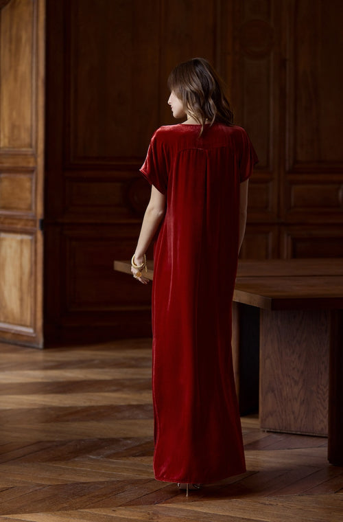 Long nightgown in red velvet - Marjolaine - 2